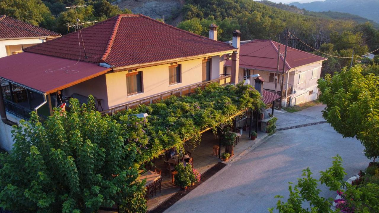 Arados Family Residence Kalambaka Bagian luar foto